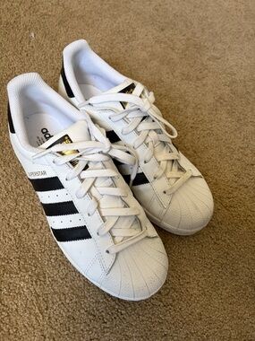 Adidas NEVER WORN Superstar Sneakers
